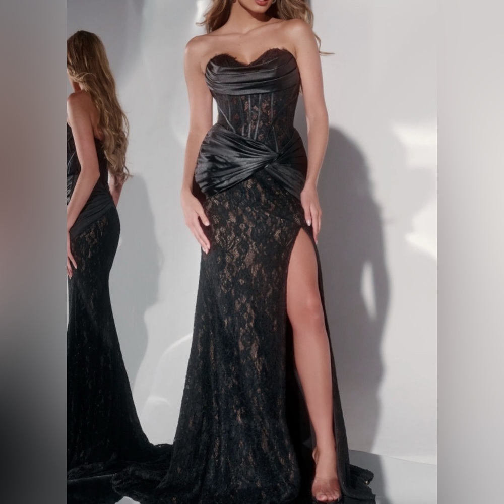 Emerson Dress